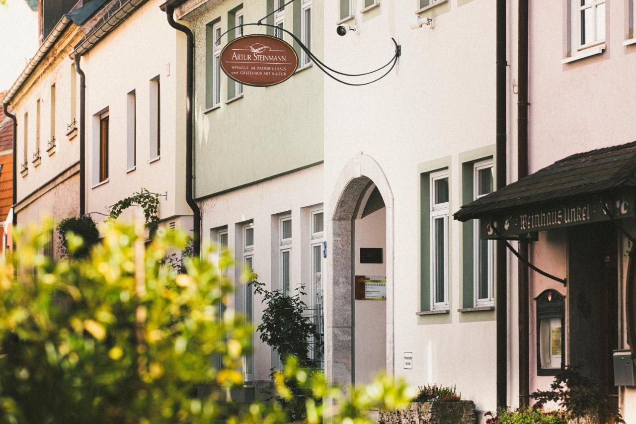 Weingut Pastoriushaus - Artur Steinmann Hotel Sommerhausen Exterior photo